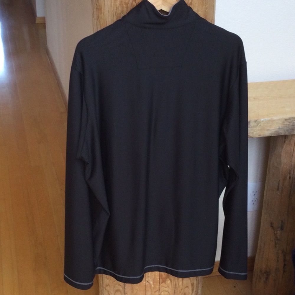 Like New (2) Mens XL Antigua Long Sleeve Black and Blue Striped Golf ⛳️ Shirts - Picture 3 of 8
